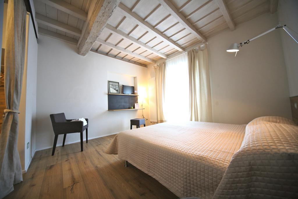 32 Bnb Camerecaffe Pavia Oda fotoğraf